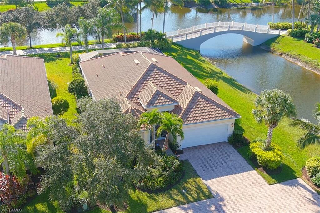 Property Photo:  28582 Guinivere Way  FL 34135 