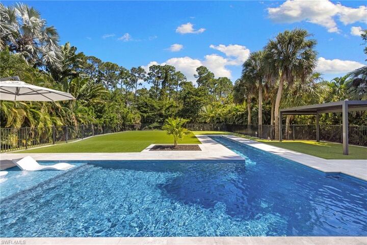 Property Photo:  1806 Princess Ct  FL 34110 