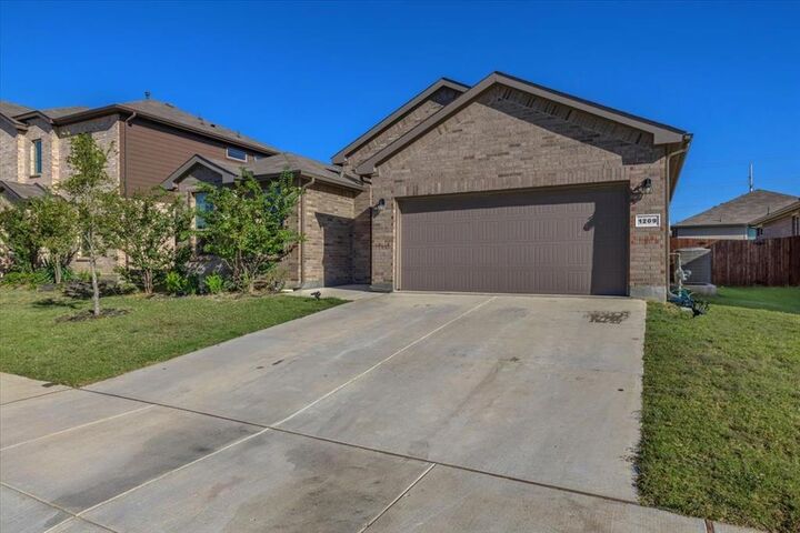 Property Photo:  1209 Elgar Trail  TX 76247 