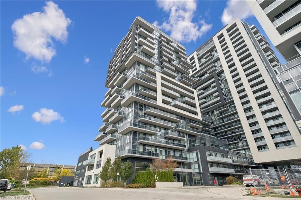 Property Photo:  2081 Fairview Street 1101  ON L7R 0E4 