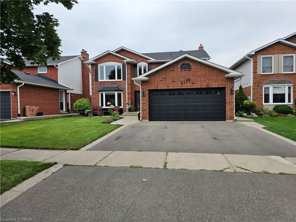 Property Photo:  2173 Charnwood Drive Lower  ON L7M 2X4 