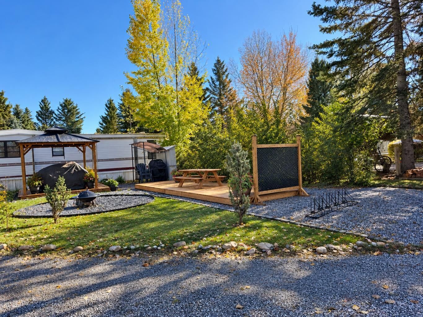 Property Photo:  1 Timber Rise  AB T0M 1X0 
