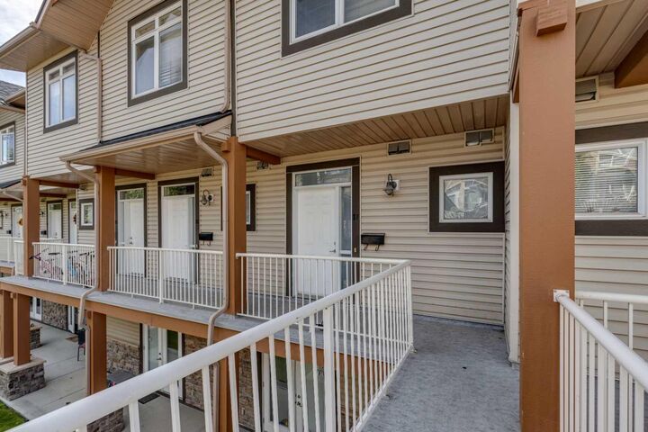 Property Photo:  181 Rockyledge View NW 17  AB T3G 6B1 