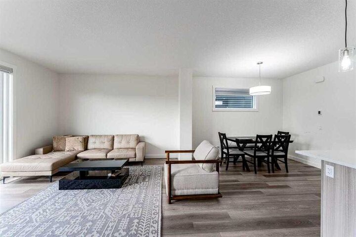 Property Photo:  3222 Chinook Winds Drive SW  AB T4B 0R7 