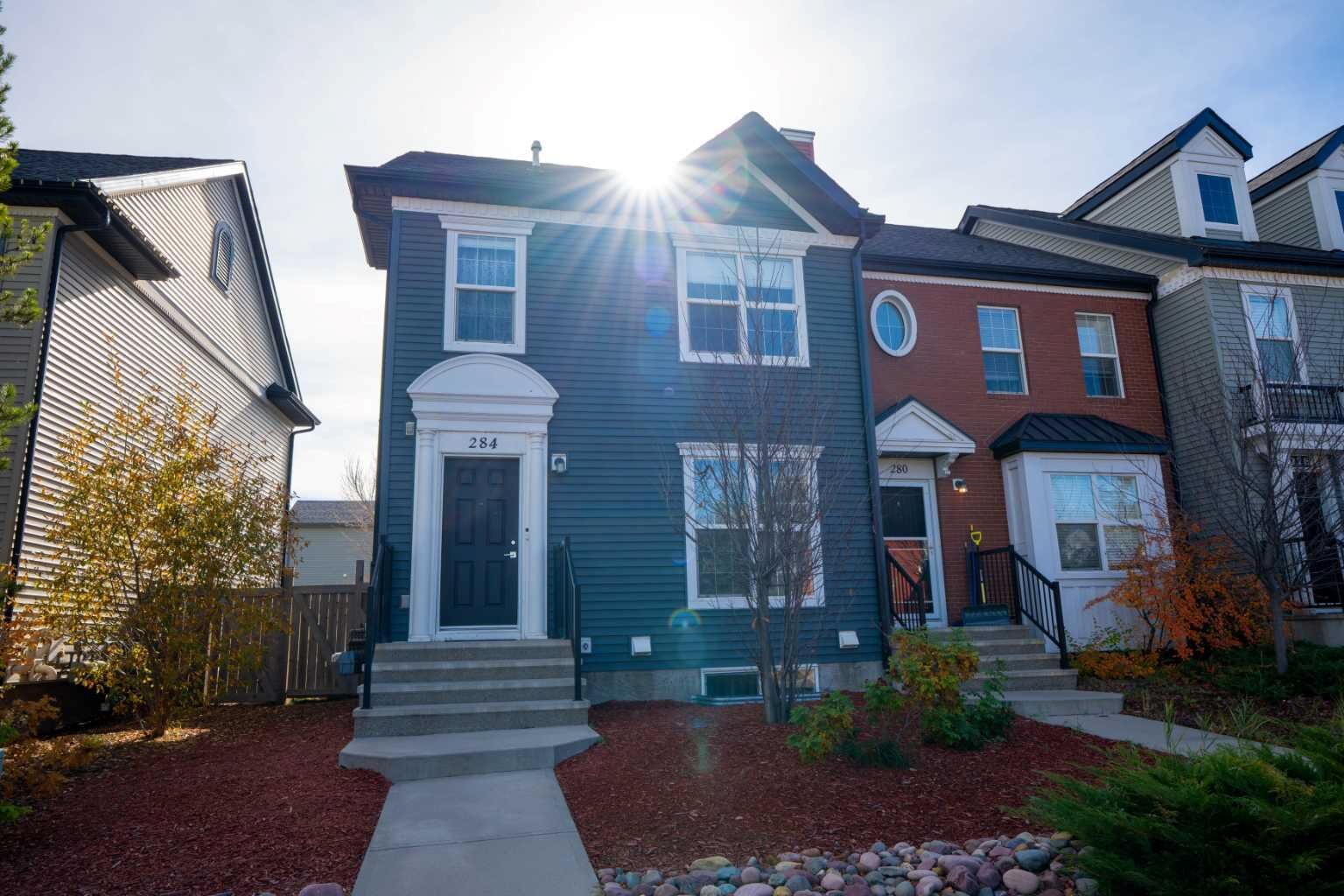 Property Photo:  284 Chaparral Valley Square SE  AB T2X 0T5 