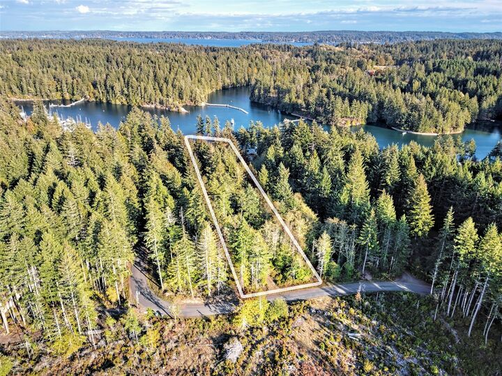 Property Photo:  14 E Wilson Road  WA 98584 