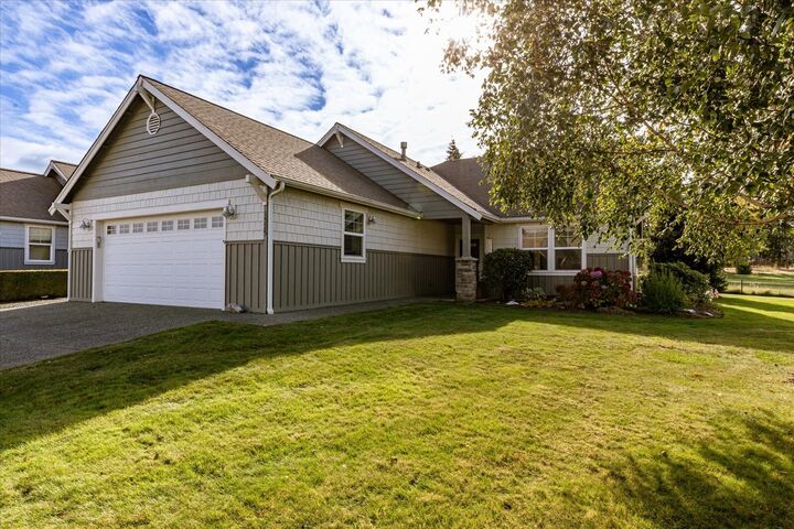 Property Photo: 1325 SW Xavier Drive WA 98277