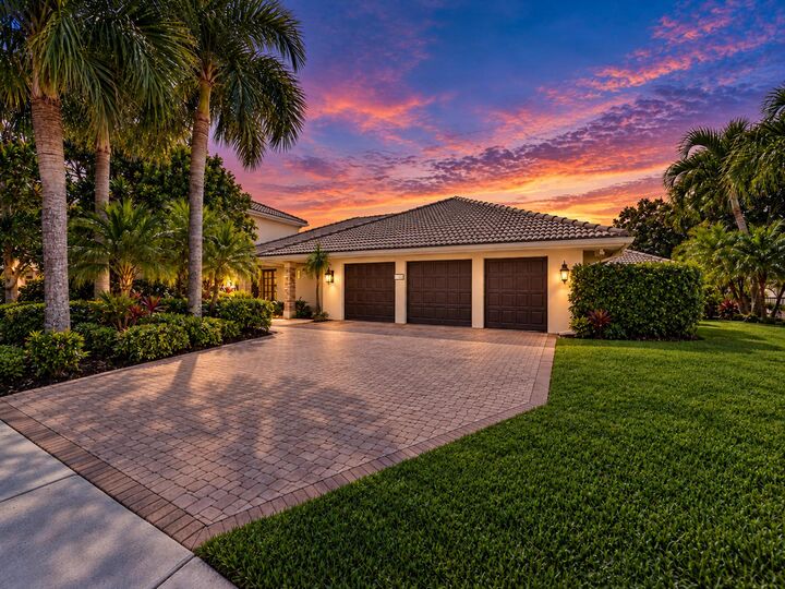 Property Photo:  16821 Rose Apple Drive  FL 33445 