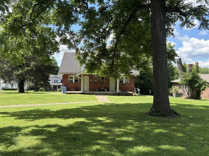 Property Photo: 507/509 E Main Street KY 42141