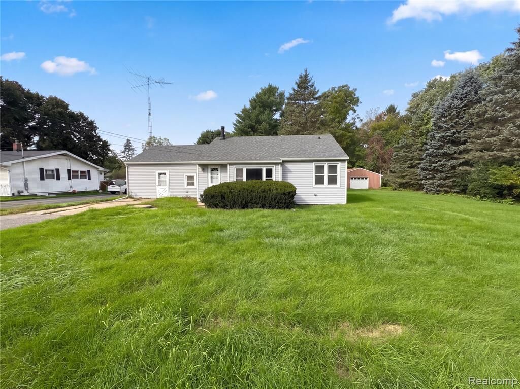 Property Photo:  510 Gregory Place  MI 49202 