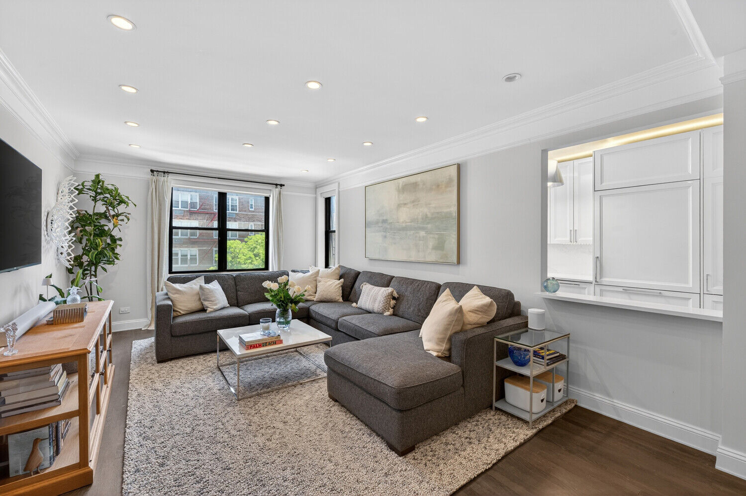 Property Photo:  100 W 12th Street 4K  NY 10011 