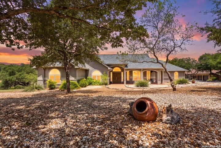 Property Photo:  563 Cambridge  TX 78132 