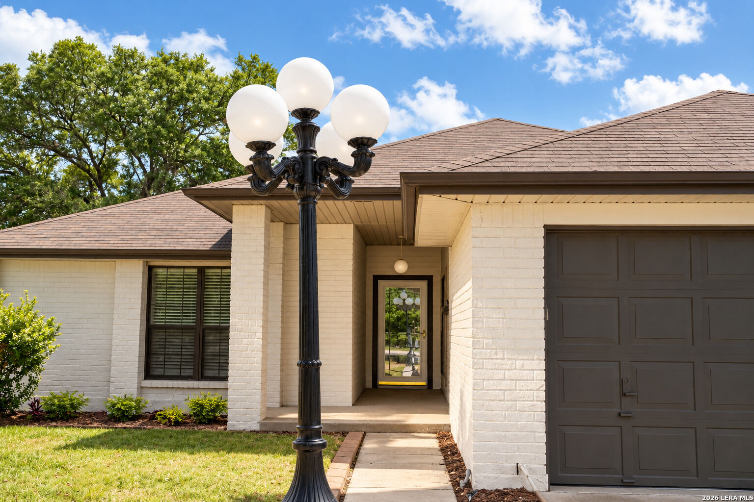 Property Photo: 7606 Forest Moon TX 78233