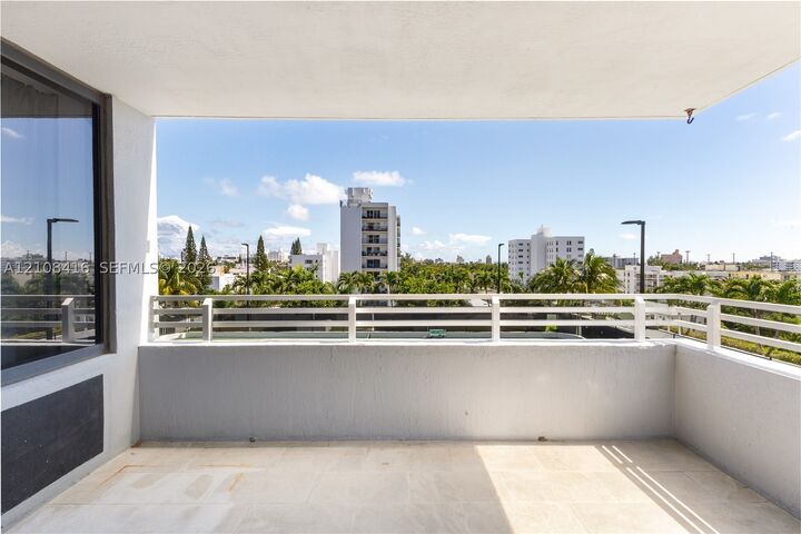 Property Photo:  1330 West Ave 614  FL 33139 