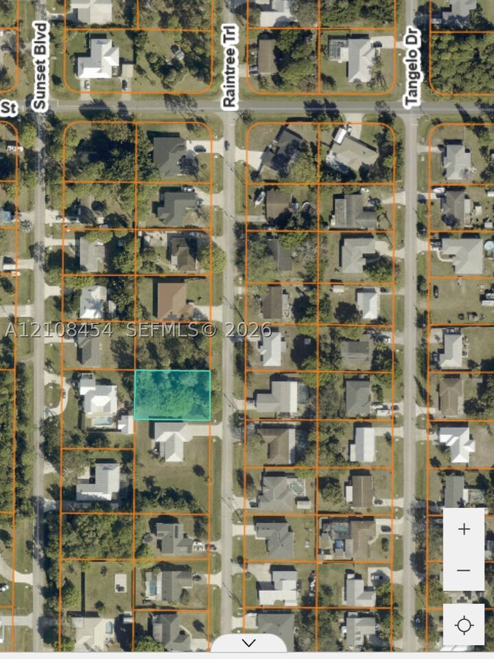 Property Photo:  6001 Raintree Trl  FL 34982 