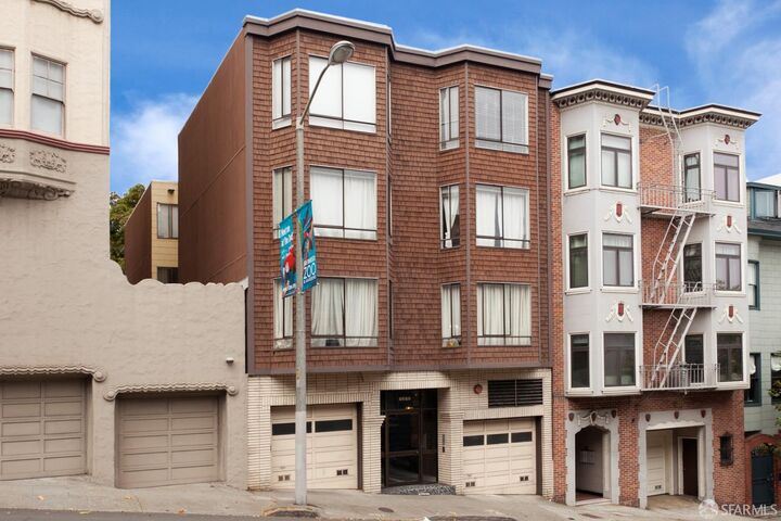 Property Photo: 2323 Franklin Street CA 94123
