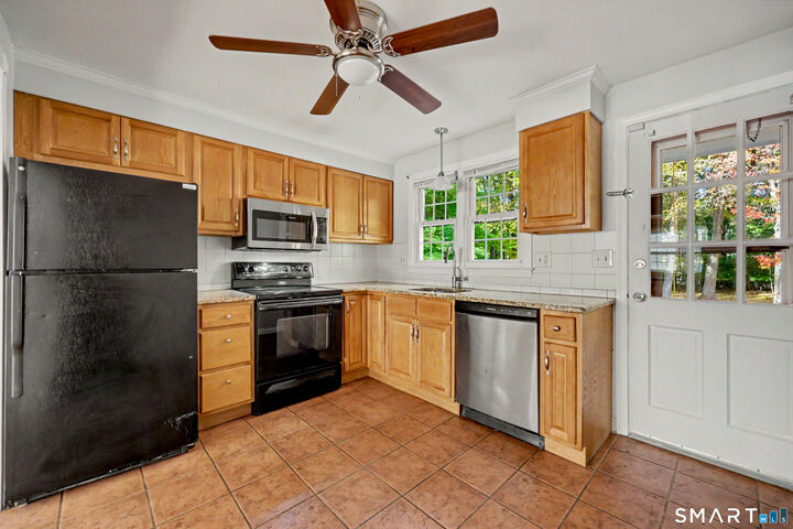 Property Photo:  420 Robin Court 420  CT 06410 