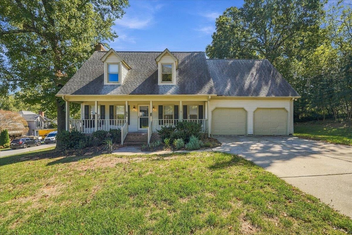 Property Photo: 202 Bright Water Lane SC 29609