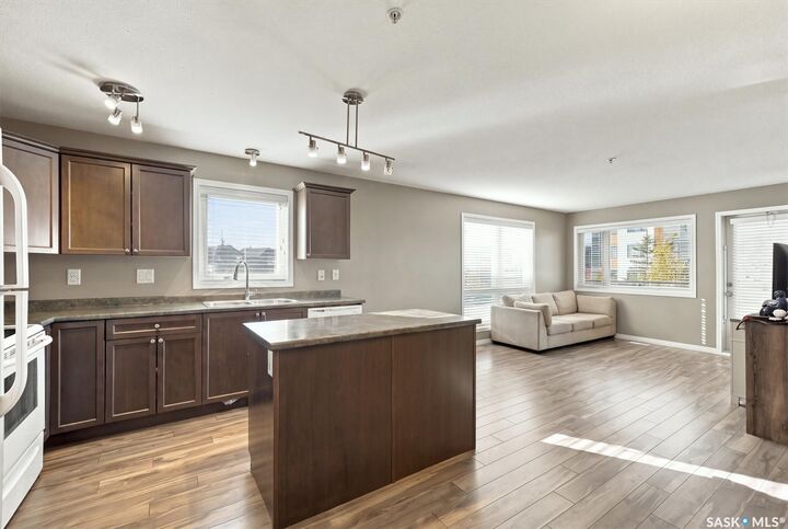 Property Photo:  110 Willis Crescent 5105  SK S7T 0N5 