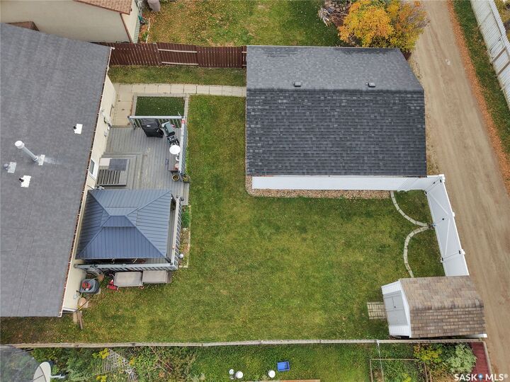 Property Photo:  106 Shea Crescent  SK S7L 5M1 