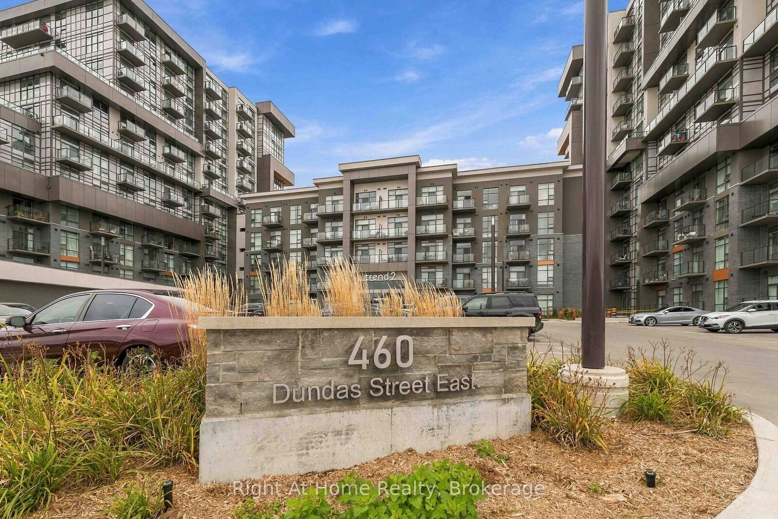 Property Photo:  460 Dundas Street E 321  ON L8B 2A5 