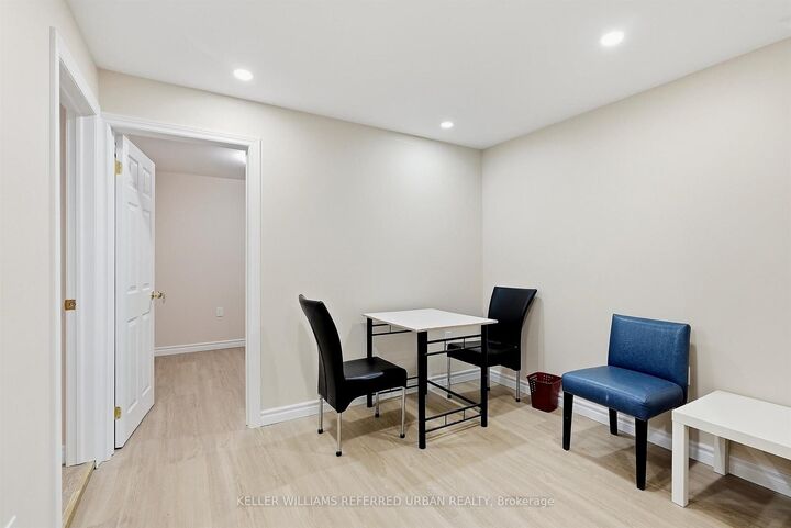 Property Photo:  63 Keyworth Trail Bsmt  ON M1S 2V2 
