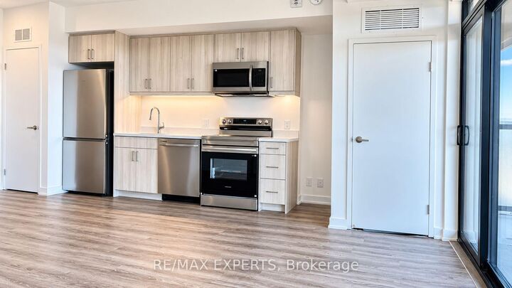 Property Photo:  350 Prince Charles Drive 336  ON L3C 5A6 