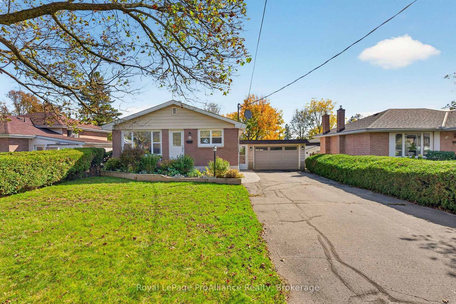 Property Photo:  51 Craig Street  ON K8P 2J9 