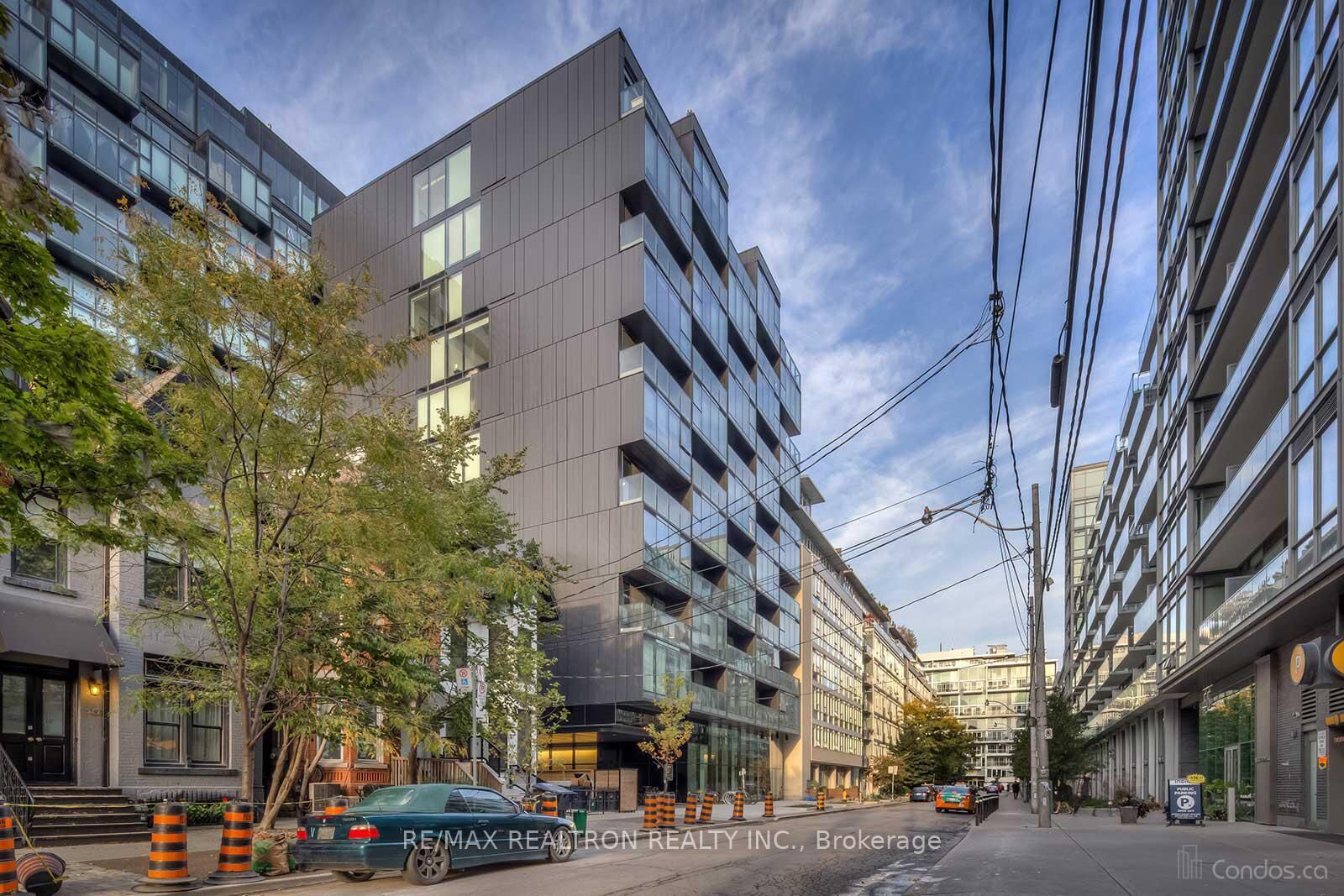 Property Photo:  629 King Street 1016  ON M5V 1M5 