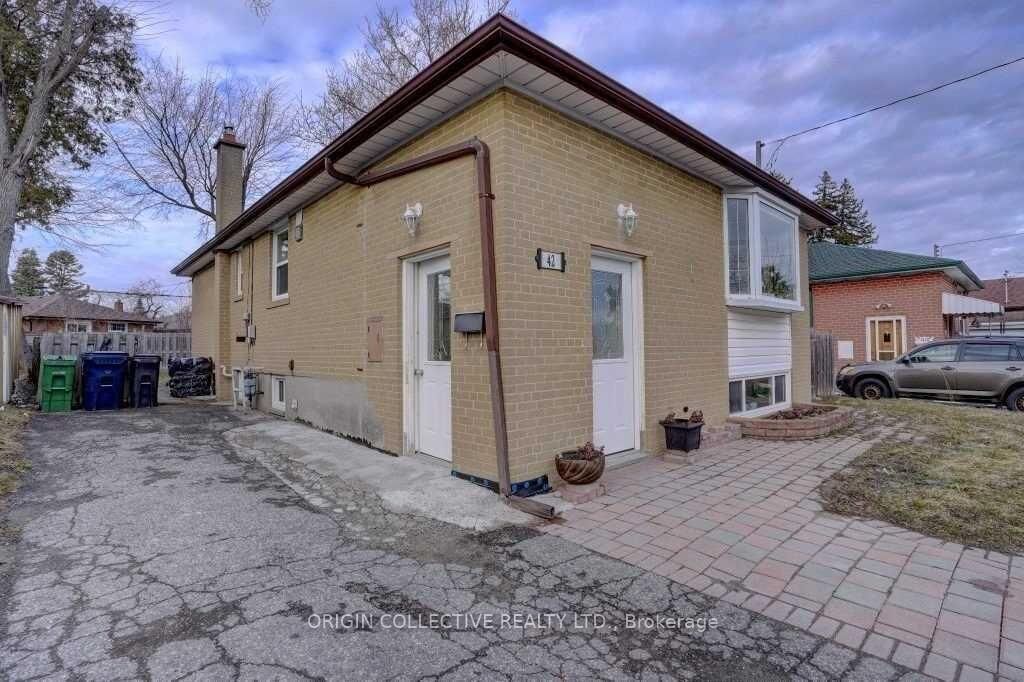 Property Photo:  42 Par Avenue Basement  ON M1G 2G4 