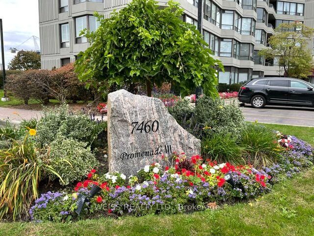 Property Photo:  7460 Bathurst Street 904  ON L4J 7K9 