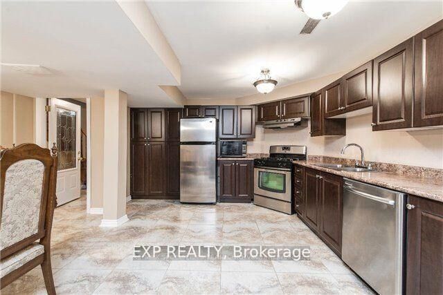 Property Photo:  4 Trailview Lane Lower  ON L7E 2V7 