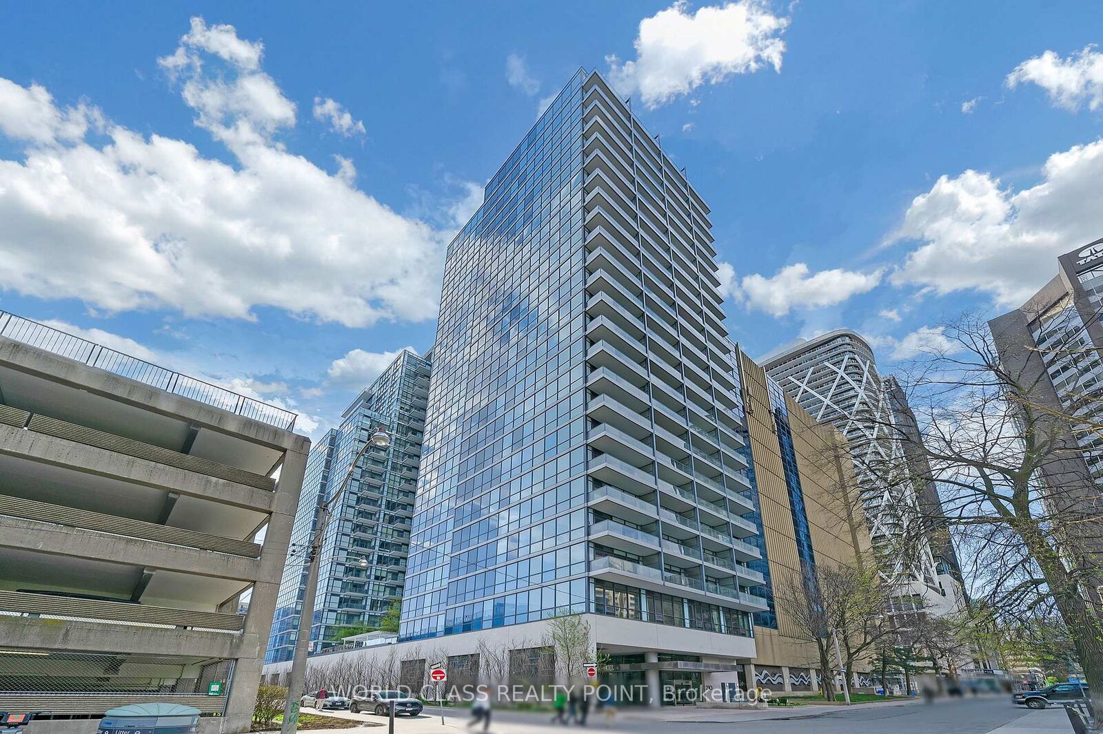 Property Photo:  210 Simcoe Street 1202  ON M5T 0A9 