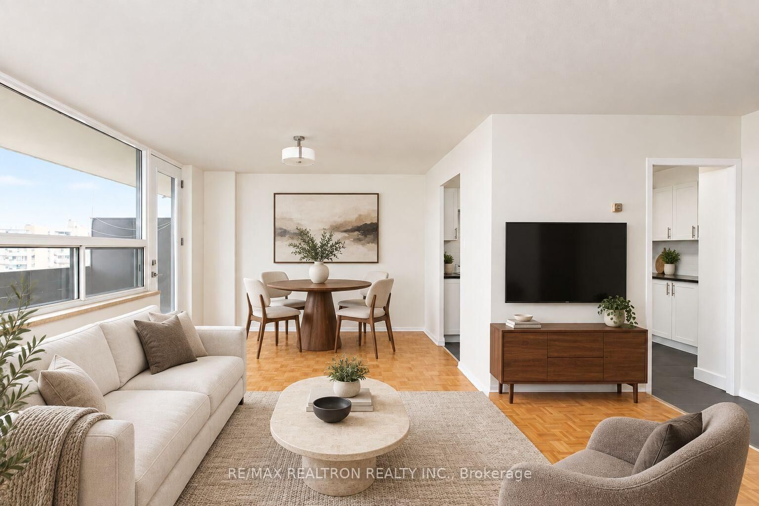 Property Photo:  6200 Bathurst Street 1008  ON M2R 2A3 