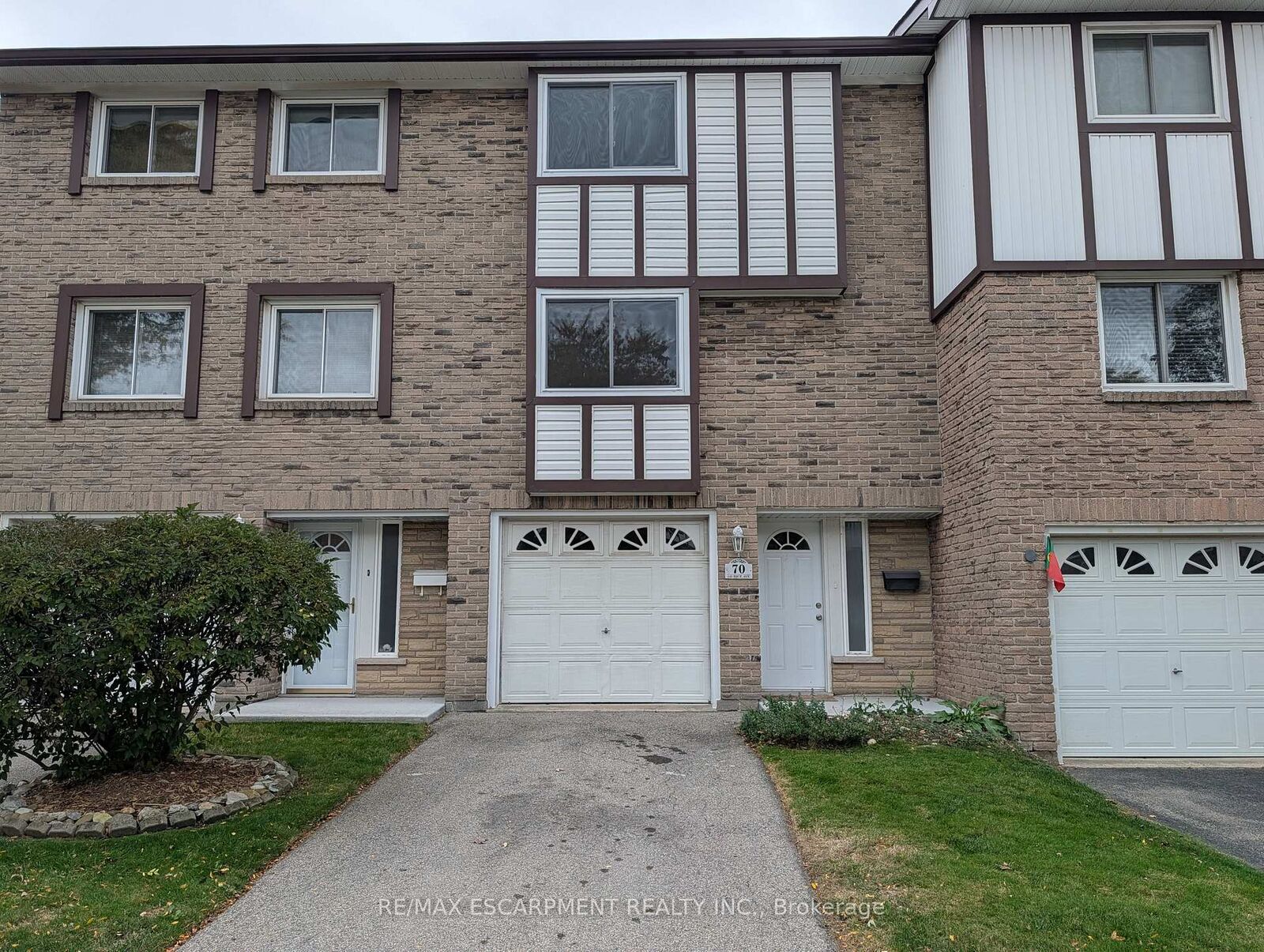 Photo de la propriété: 145 Rice Avenue 70 ON L9C 6R3