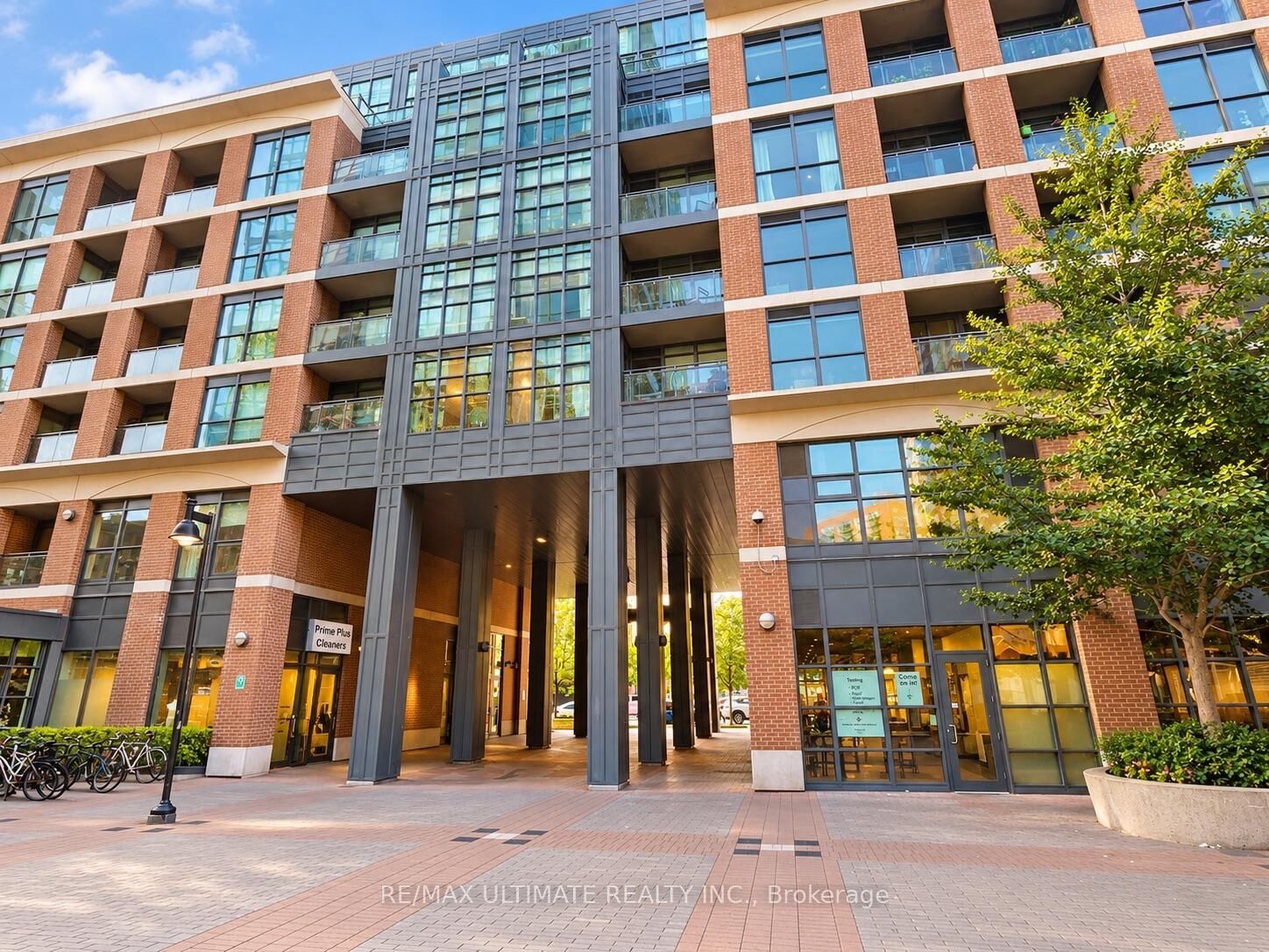 Property Photo:  1169 Queen Street W N325  ON M6J 0A4 