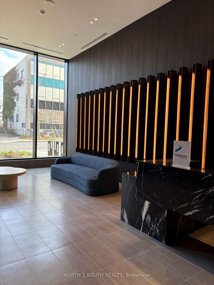 Property Photo:  91 John Street 1607  ON L8R 0B6 