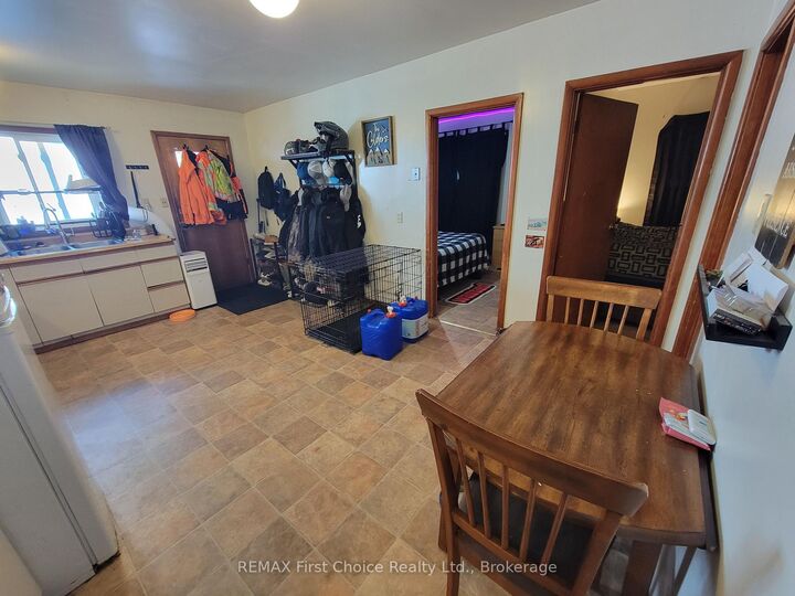 Photo de la propriété:  1006 Scott Street  ON P9A 1J5 