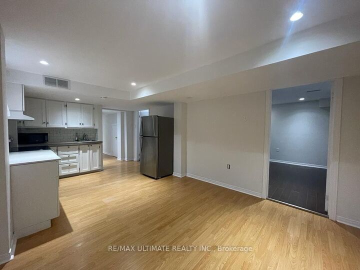 Property Photo:  101 Convoy Crescent  ON L6A 3H3 