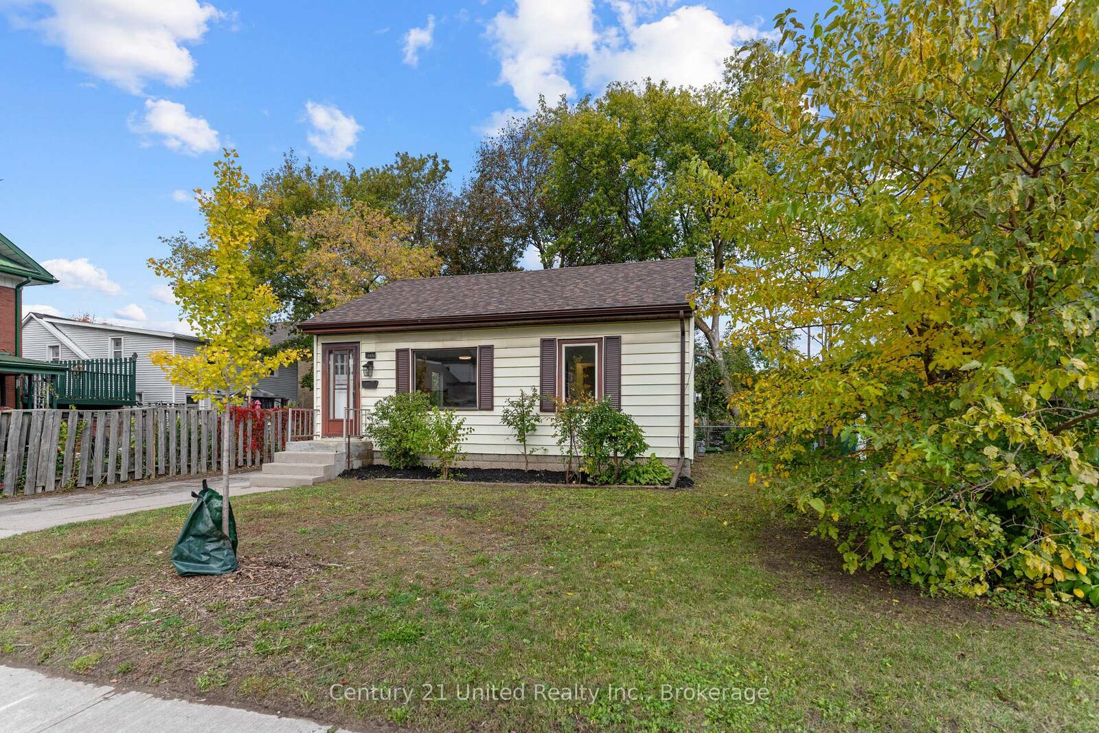 Property Photo:  1026 Braund Place  ON K9J 5B7 