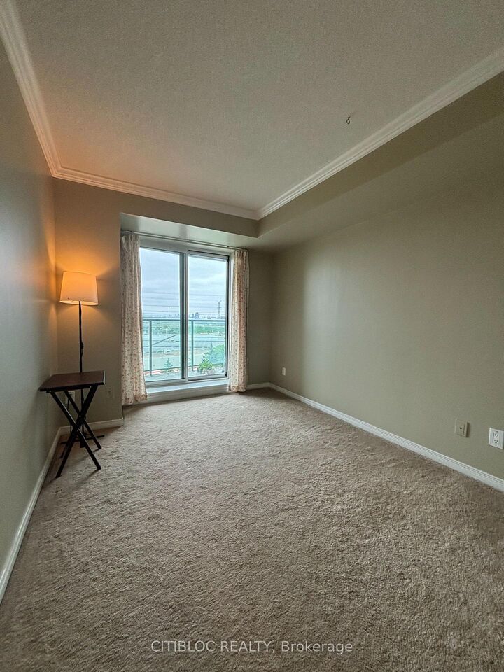 Property Photo:  23 Oneida Crescent 708  ON L4B 0A2 