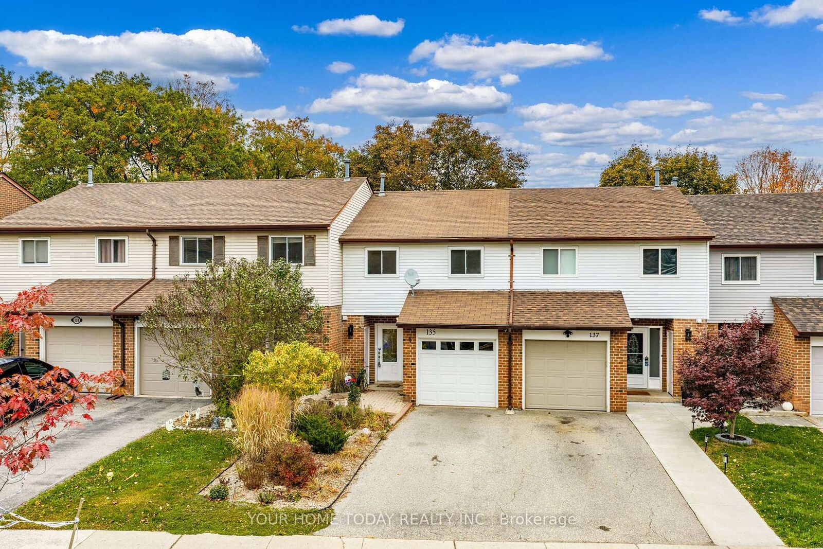 Property Photo: 135 John Street ON L7G 5A2