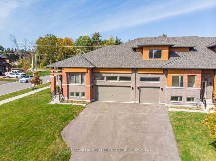 Property Photo:  3080 Sandy Acres Avenue  ON L3V 8P8 
