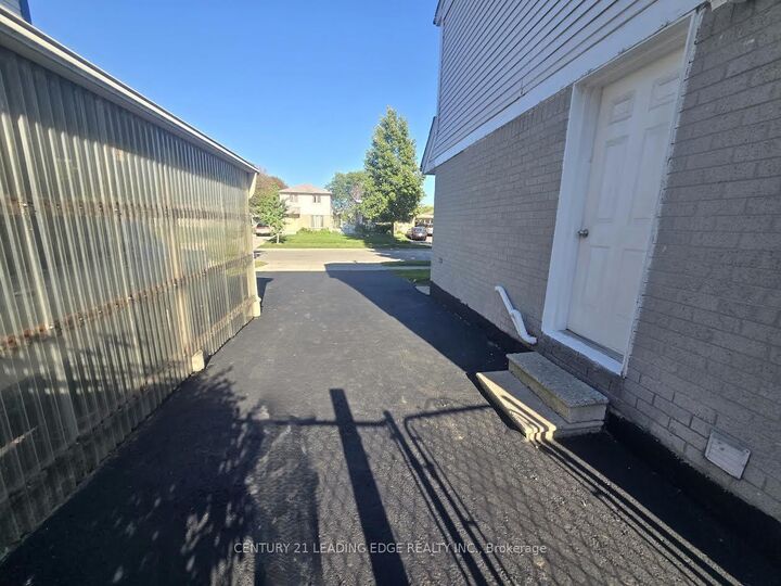 Property Photo:  5 Murison Boulevard  ON M1B 2B1 