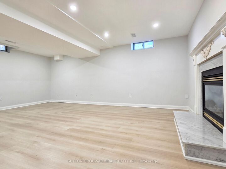 Property Photo:  64 Leno Mills Avenue Basement  ON L4S 1C3 