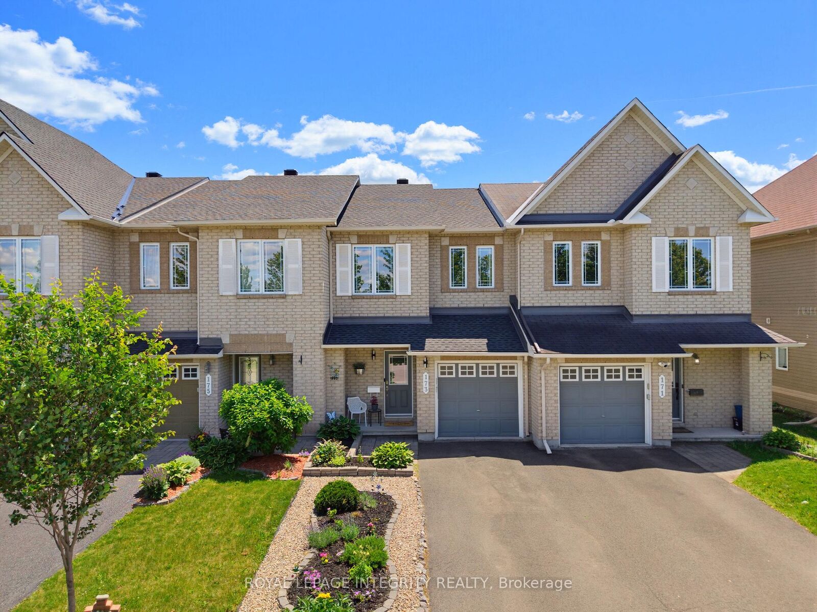 Property Photo:  173 Silvermoon Crescent  ON K4A 0P6 