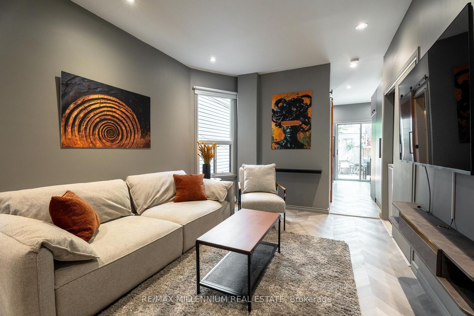 Property Photo:  797 Pape Avenue Main  ON M4K 3T2 