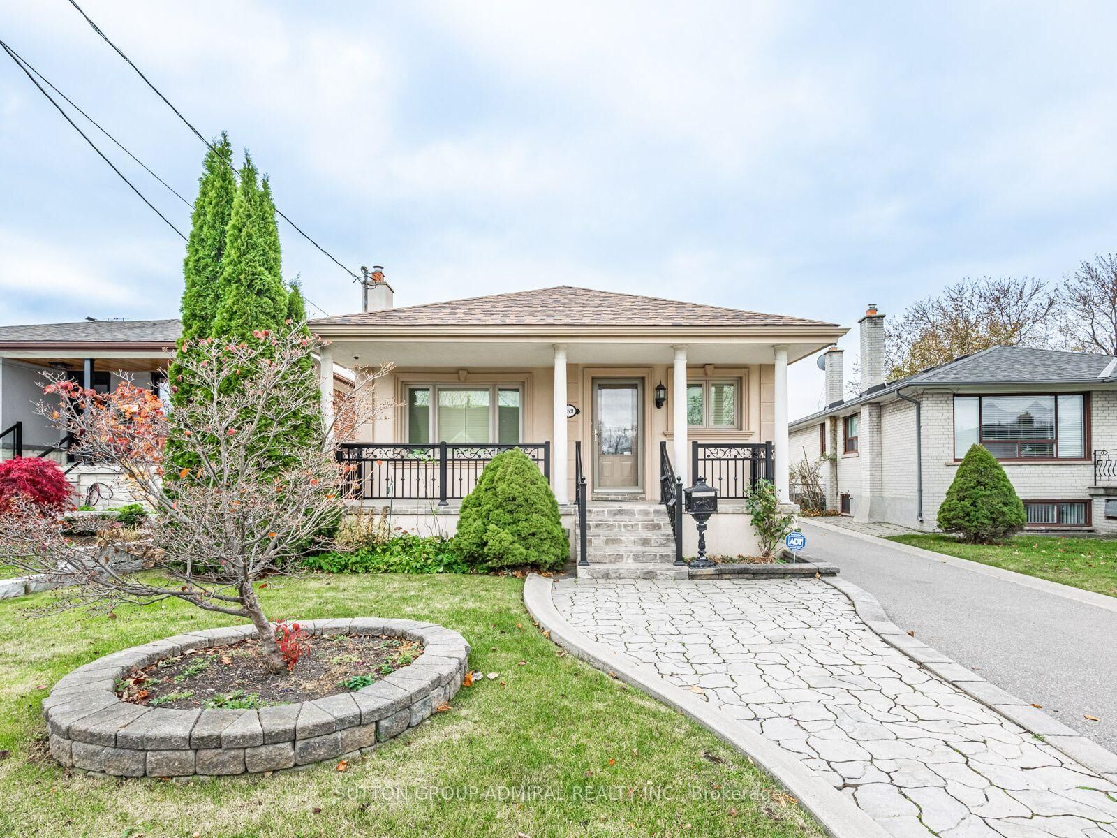 Property Photo:  159 Spalding Road  ON M3K 1K3 