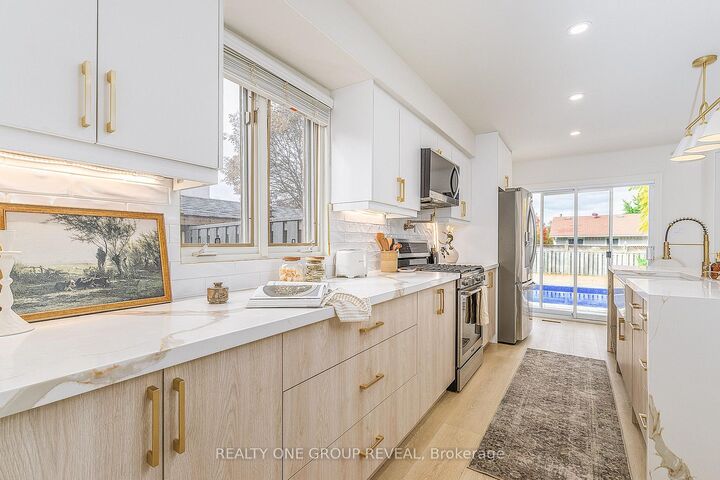 Property Photo:  938 Harding Street  ON L1N 1Y7 