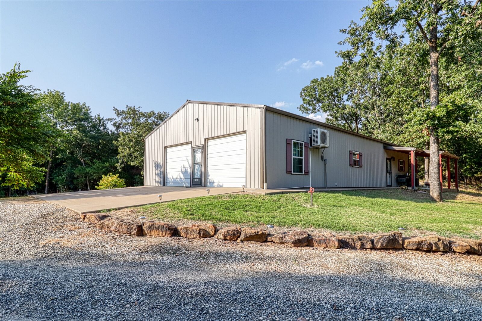 Property Photo: 13006 S 85th Street E OK 74403
